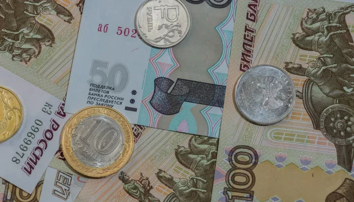 Как проверять купюры на подлинность