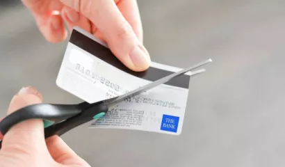 Банковская карта повреждена. Что делать?